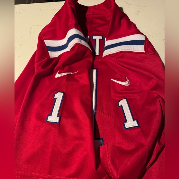 Cam Newton New England Patriots Jersey - Picture 4 of 5